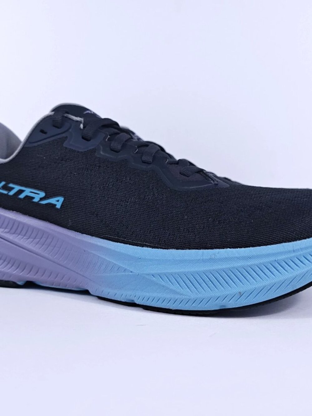 Altra Experience Flow 2 Womens 8 Low Drop Cushioned Road Running Shoes Black